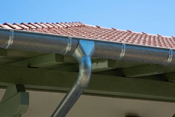 Eavestrough Repair in Holland