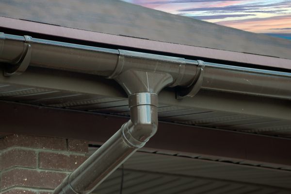 Gutter Rerouting in Holland