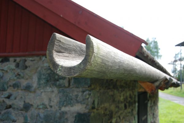 Wooden Gutter Repair in Holland